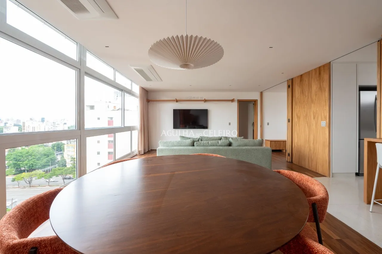 Apartamento reformado à venda em Pinheiros – 21347