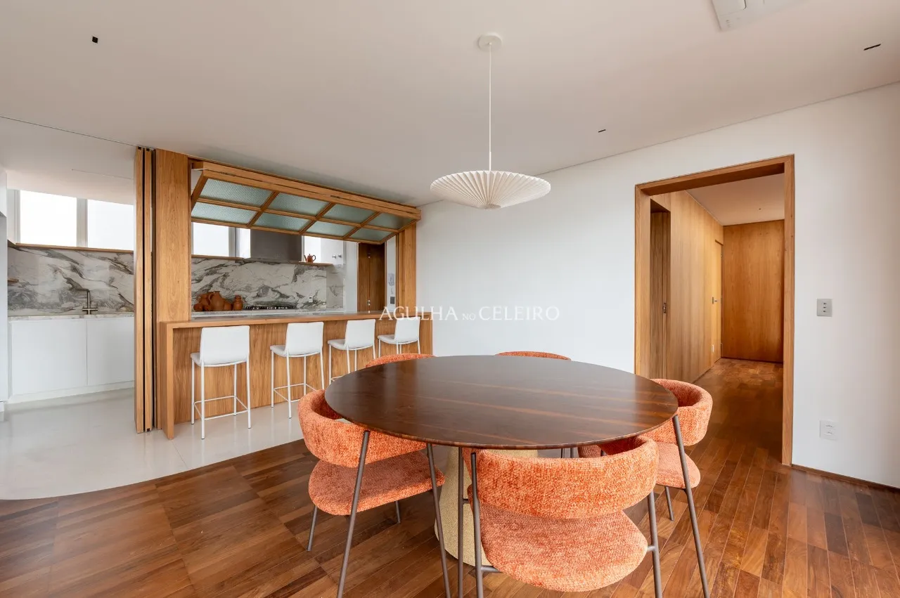 Apartamento reformado à venda em Pinheiros – 21347