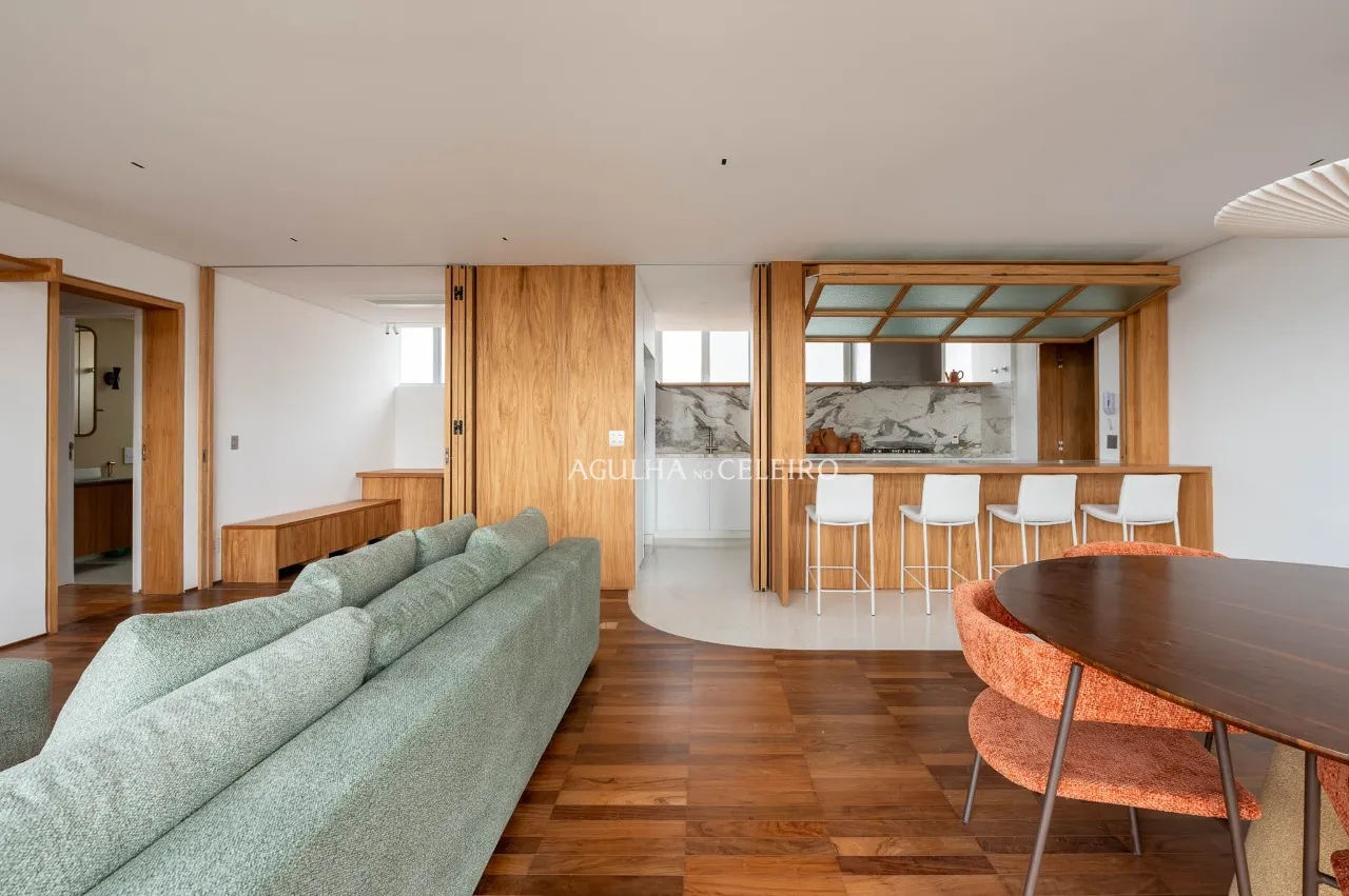 Apartamento reformado à venda em Pinheiros – 21347