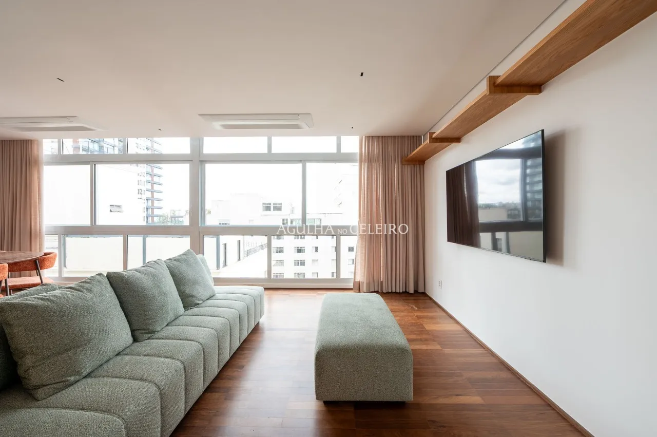 Apartamento reformado à venda em Pinheiros – 21347