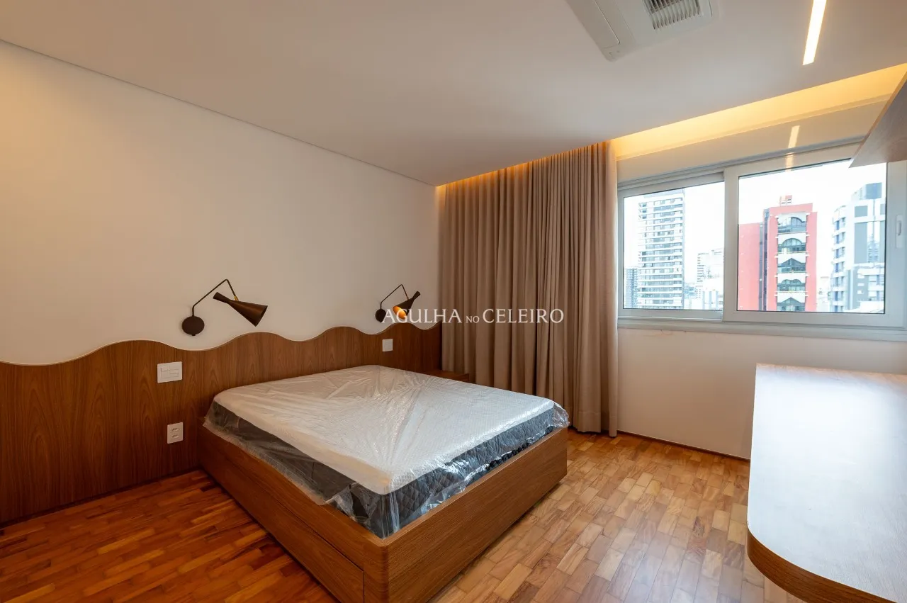 Apartamento reformado à venda em Pinheiros – 21347