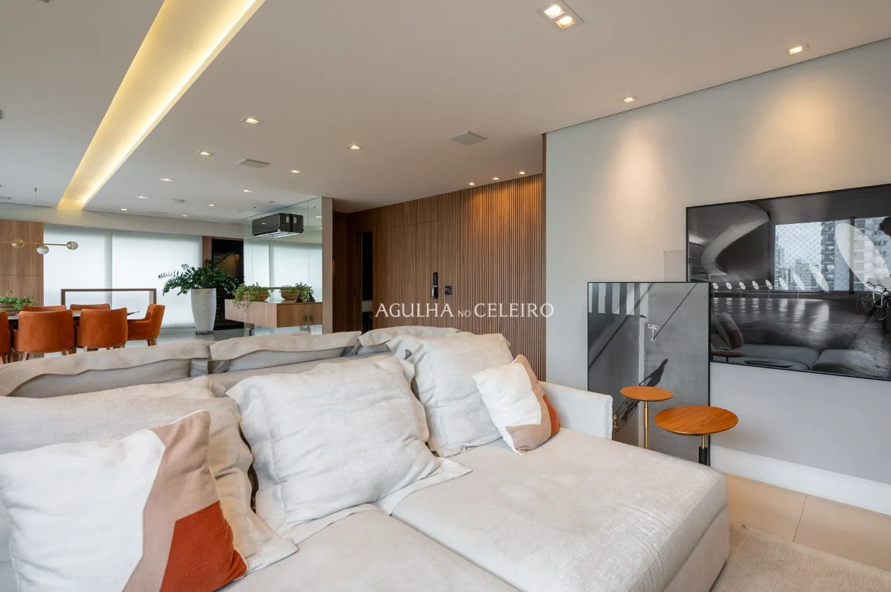 Apartamento porteira fechada em condomínio diferenciado em Moema – 21360