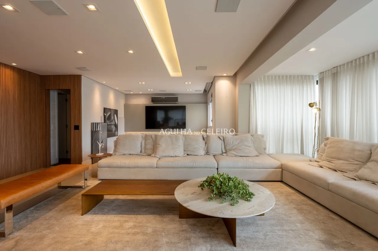 Apartamento porteira fechada em condomínio diferenciado em Moema – 21360