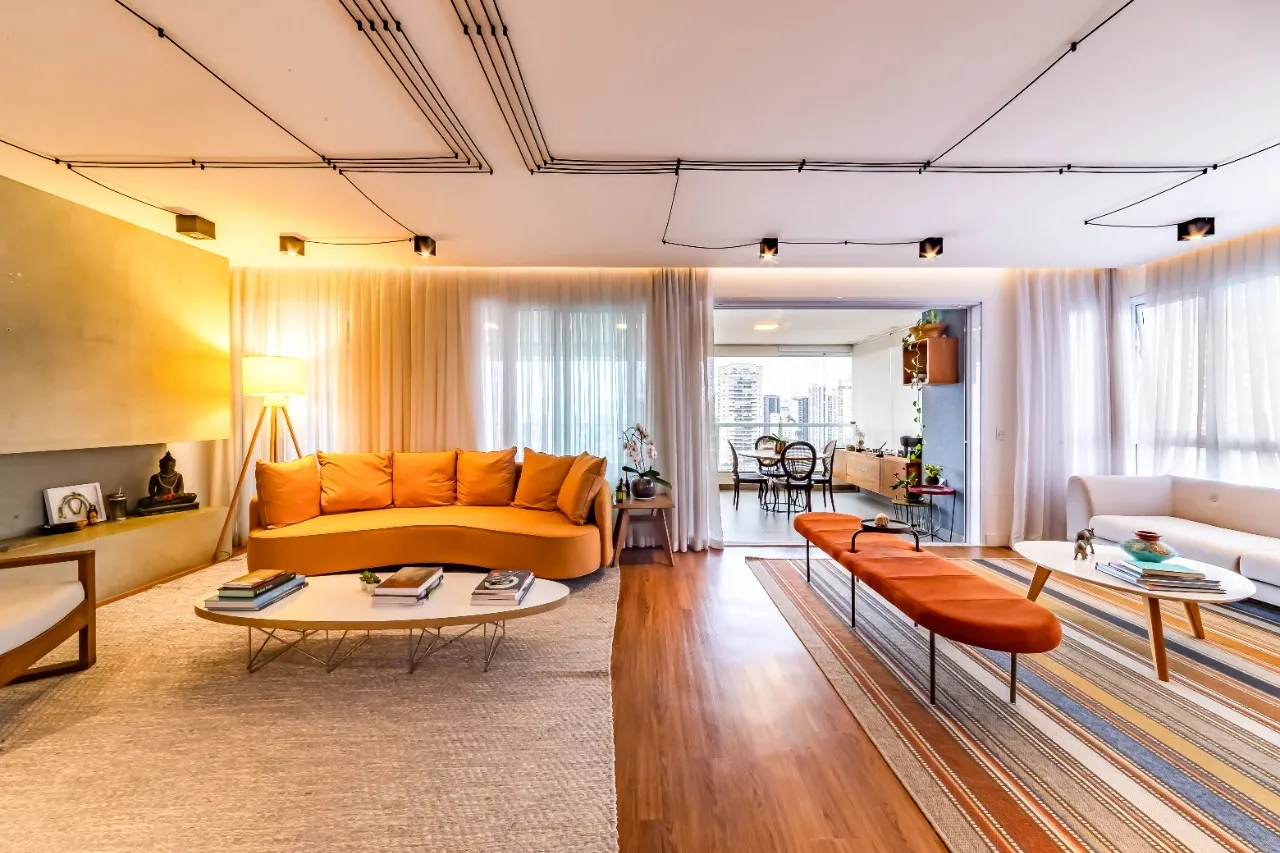 Apartamento mobiliado com duas varandas, marcenaria personalizada e luz natural, no Brooklin. – 21368