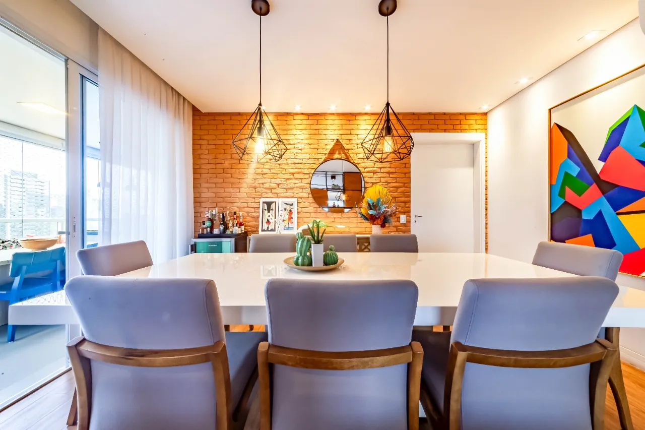 Apartamento mobiliado com duas varandas, marcenaria personalizada e luz natural, no Brooklin. – 21368