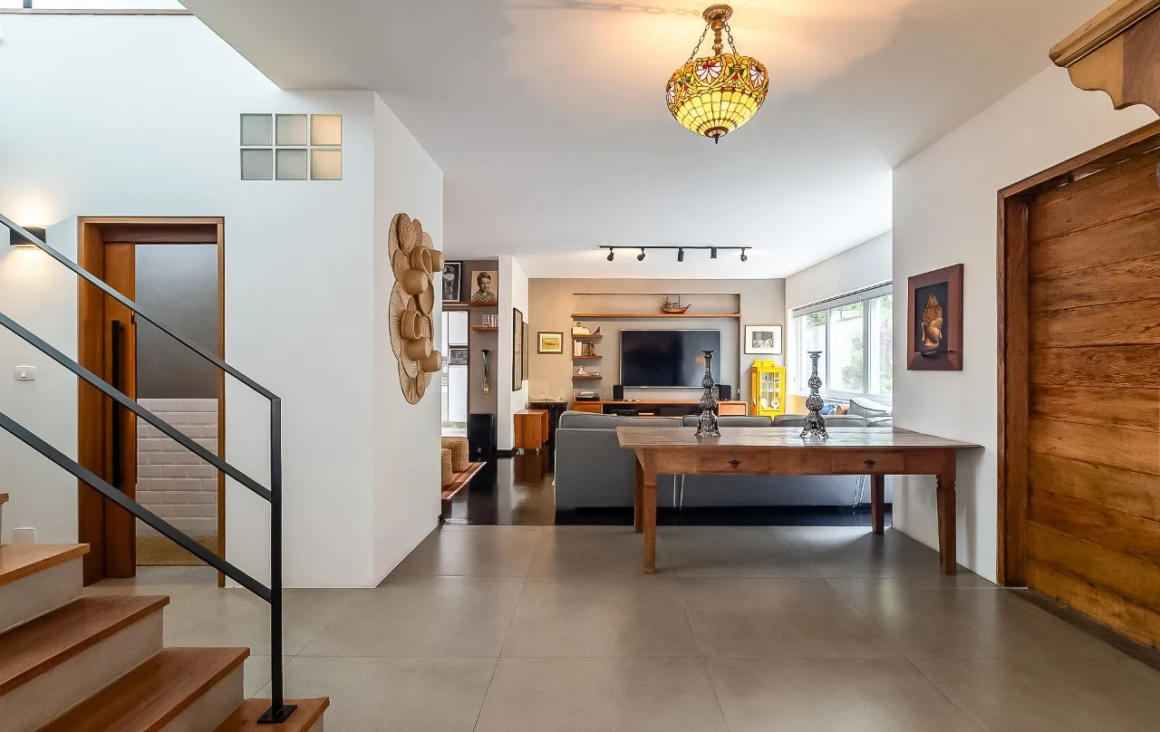 Casa com reforma atual, integração total e área externa para viver bem, no Alto de Pinheiros. – 21369