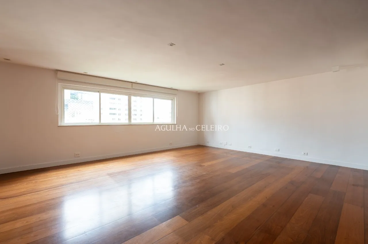 Apartamento espaçoso próximo ao Parque do Povo à venda no Itaim Bibi – 21379