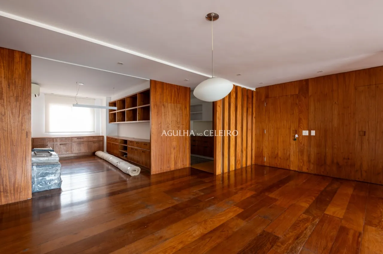 Apartamento espaçoso próximo ao Parque do Povo à venda no Itaim Bibi – 21379