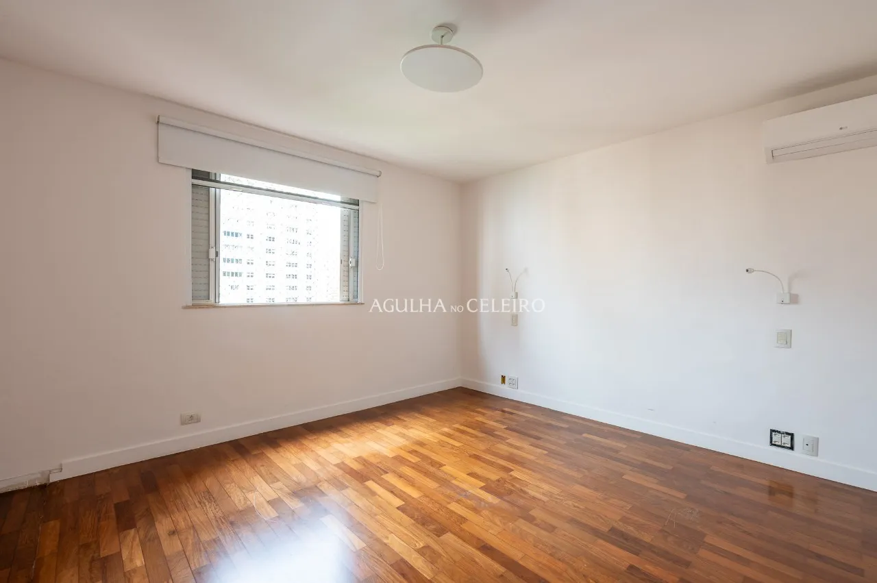 Apartamento espaçoso próximo ao Parque do Povo à venda no Itaim Bibi – 21379