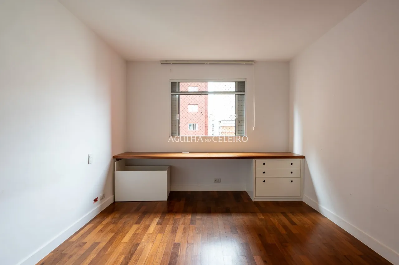 Apartamento espaçoso próximo ao Parque do Povo à venda no Itaim Bibi – 21379