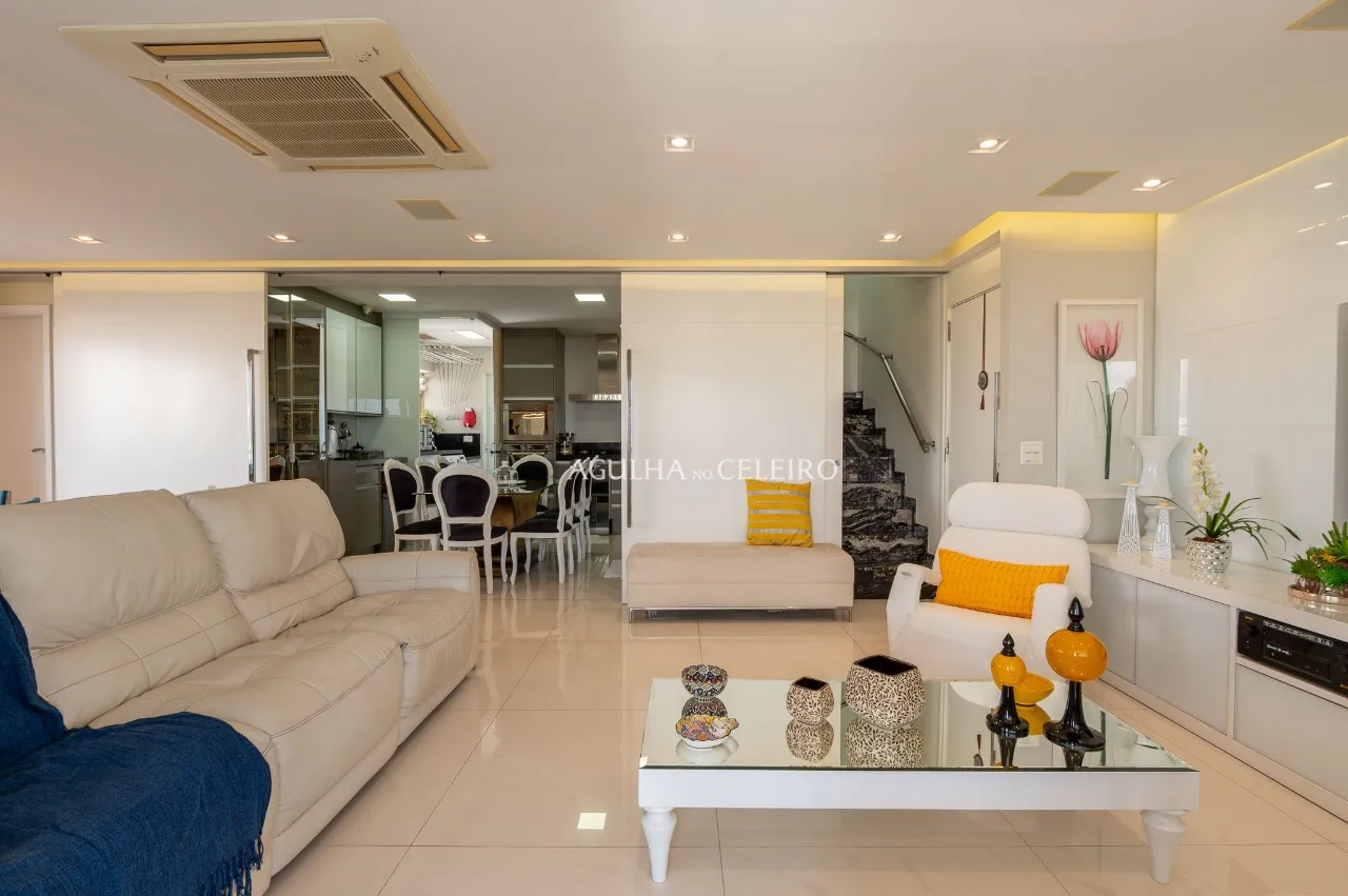 Cobertura à venda em Moema Pássaros. – 21382