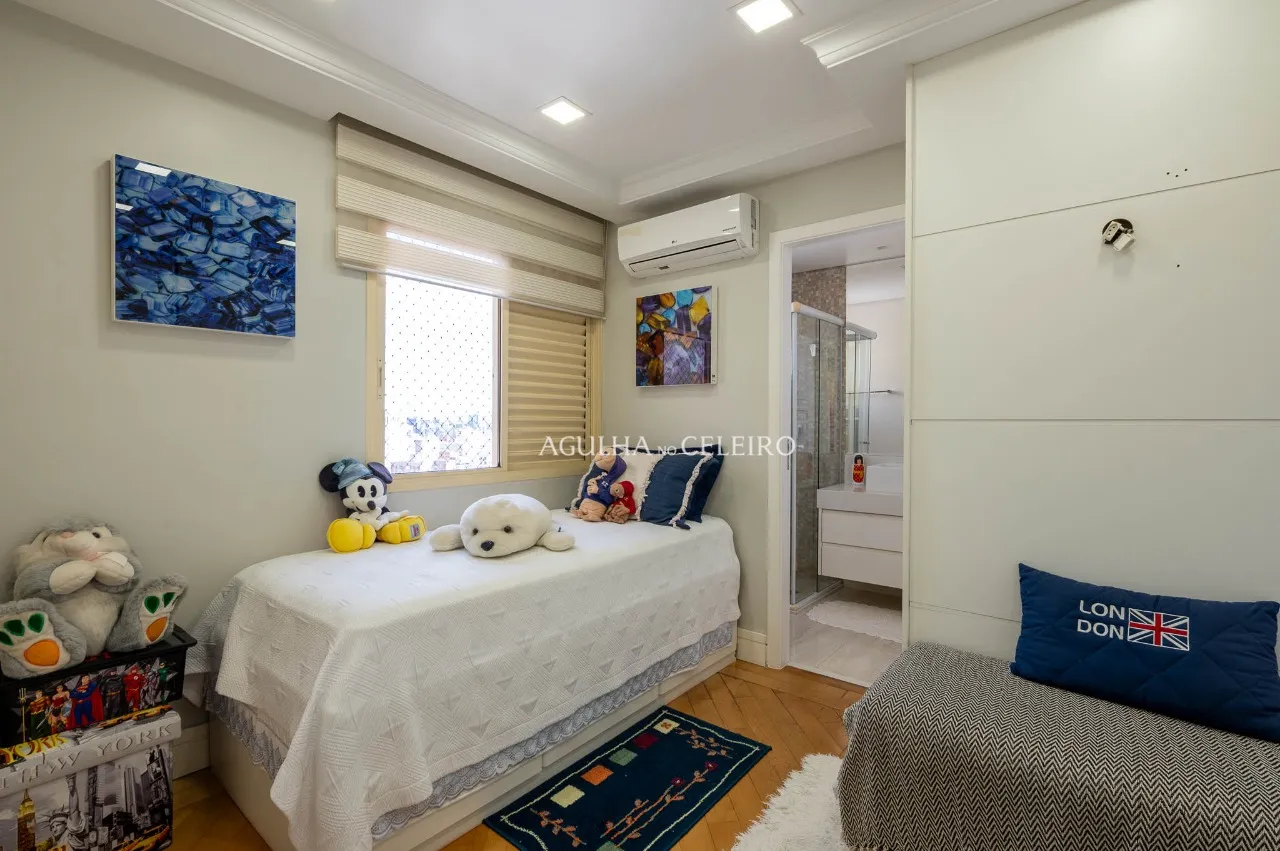 Cobertura à venda em Moema Pássaros. – 21382