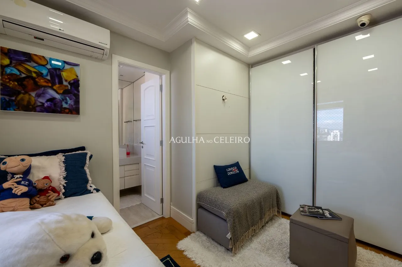 Cobertura à venda em Moema Pássaros. – 21382