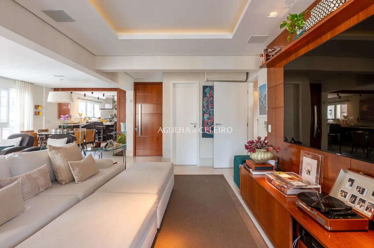 Apartamento à venda no Jardim Paulista com varanda, ambientes integrados e muita luz natural – 21409