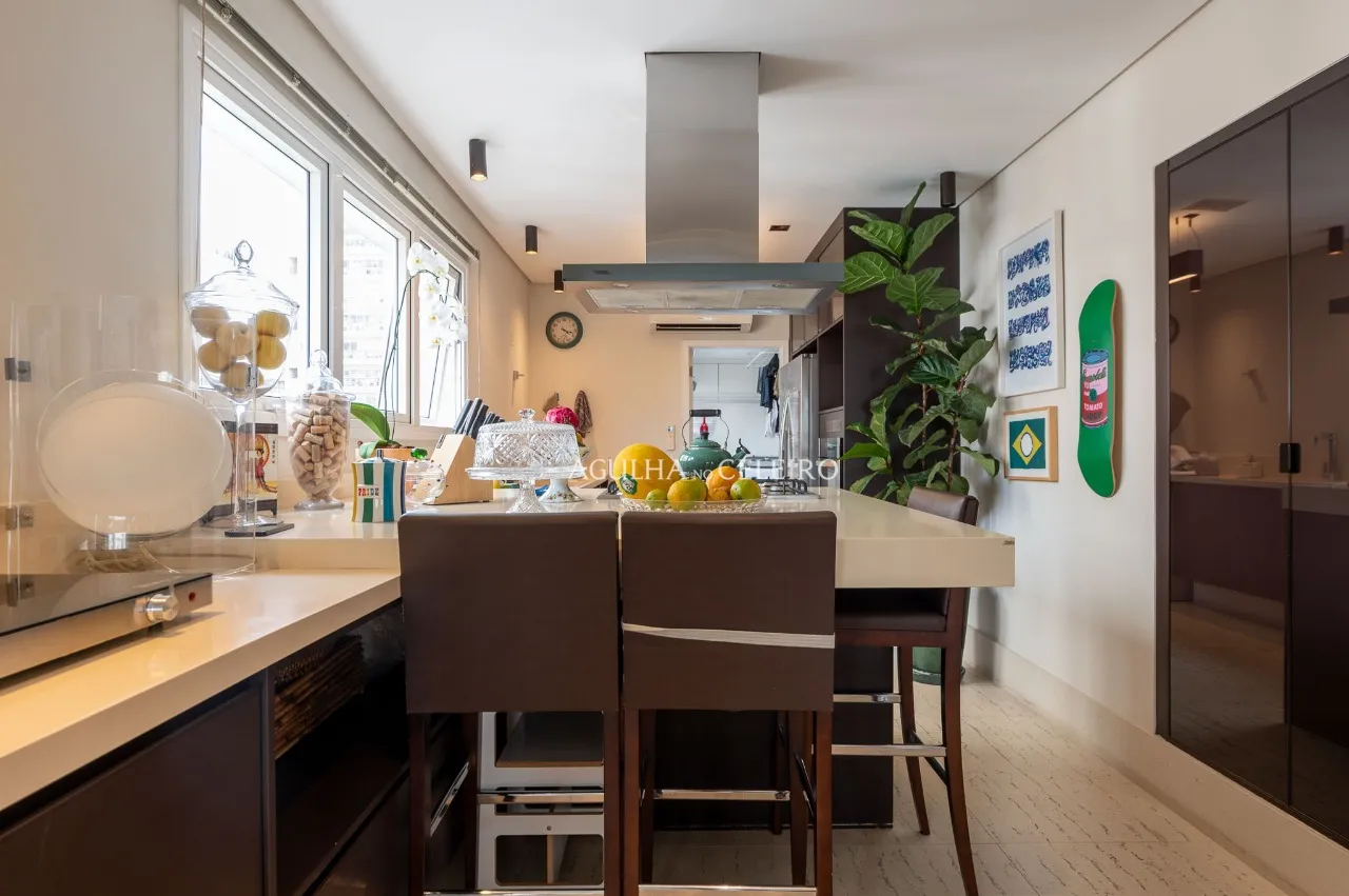 Apartamento à venda no Jardim Paulista com varanda, ambientes integrados e muita luz natural – 21409