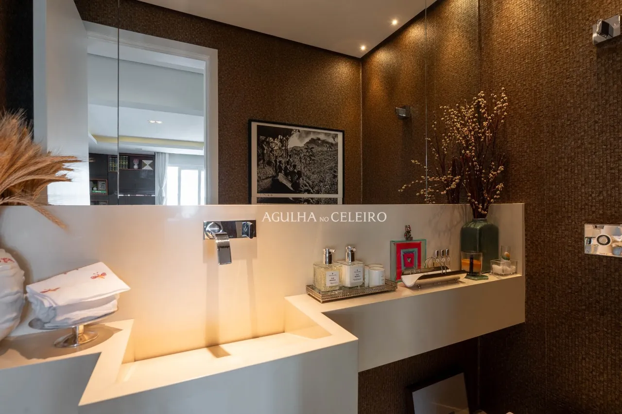 Apartamento à venda no Jardim Paulista com varanda, ambientes integrados e muita luz natural – 21409