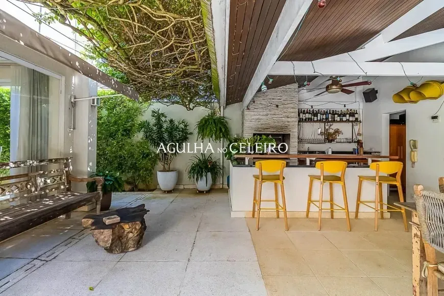 Aproveite o melhor da vida em casa, nesta casa deliciosa. – 21410