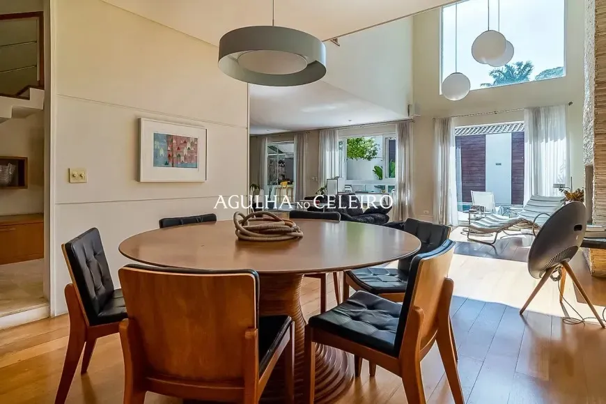 Aproveite o melhor da vida em casa, nesta casa deliciosa. – 21410