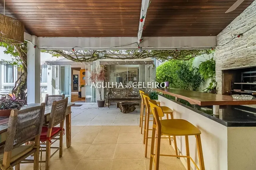 Aproveite o melhor da vida em casa, nesta casa deliciosa. – 21410