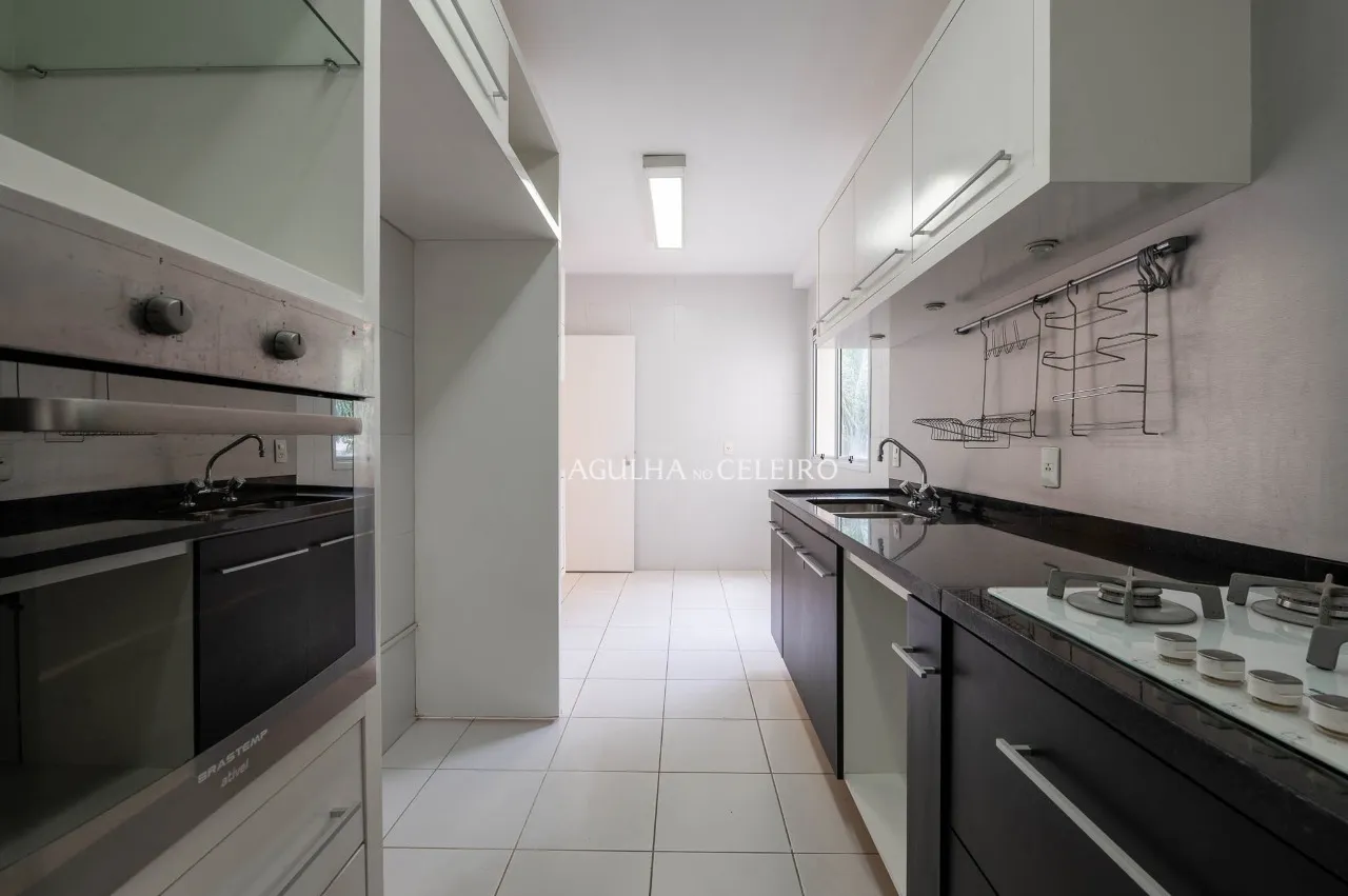 Apartamento amplo e muito agradável. – 21427