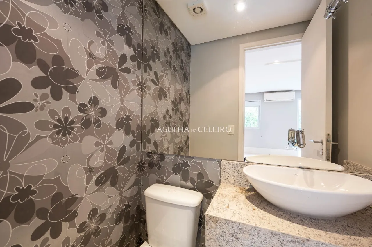 Apartamento amplo e muito agradável. – 21427