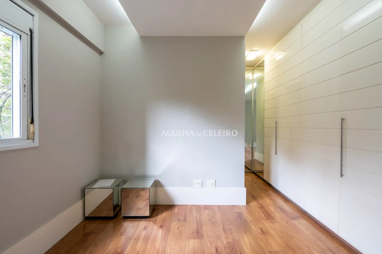 Apartamento amplo e muito agradável. – 21427