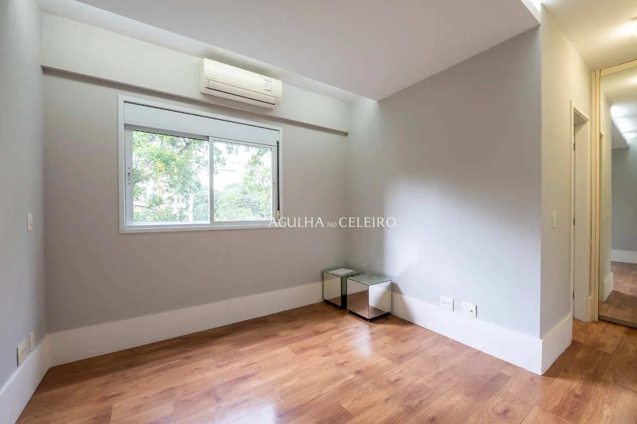 Apartamento amplo e muito agradável. – 21427