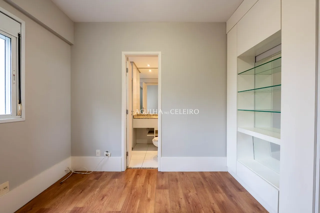 Apartamento amplo e muito agradável. – 21427