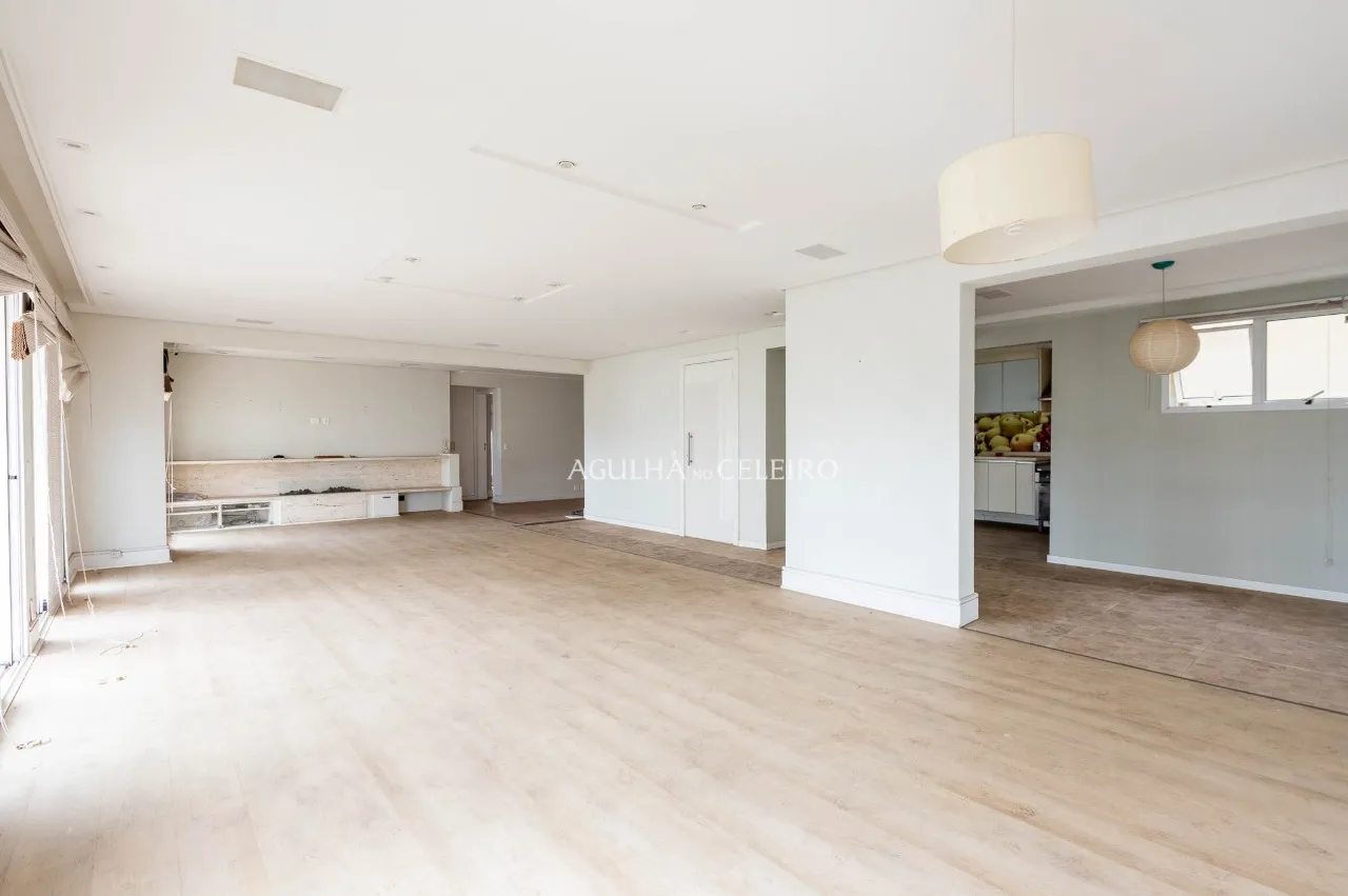 Apartamento a venda em condomínio desejado em Alto de Pinheiros – 21430