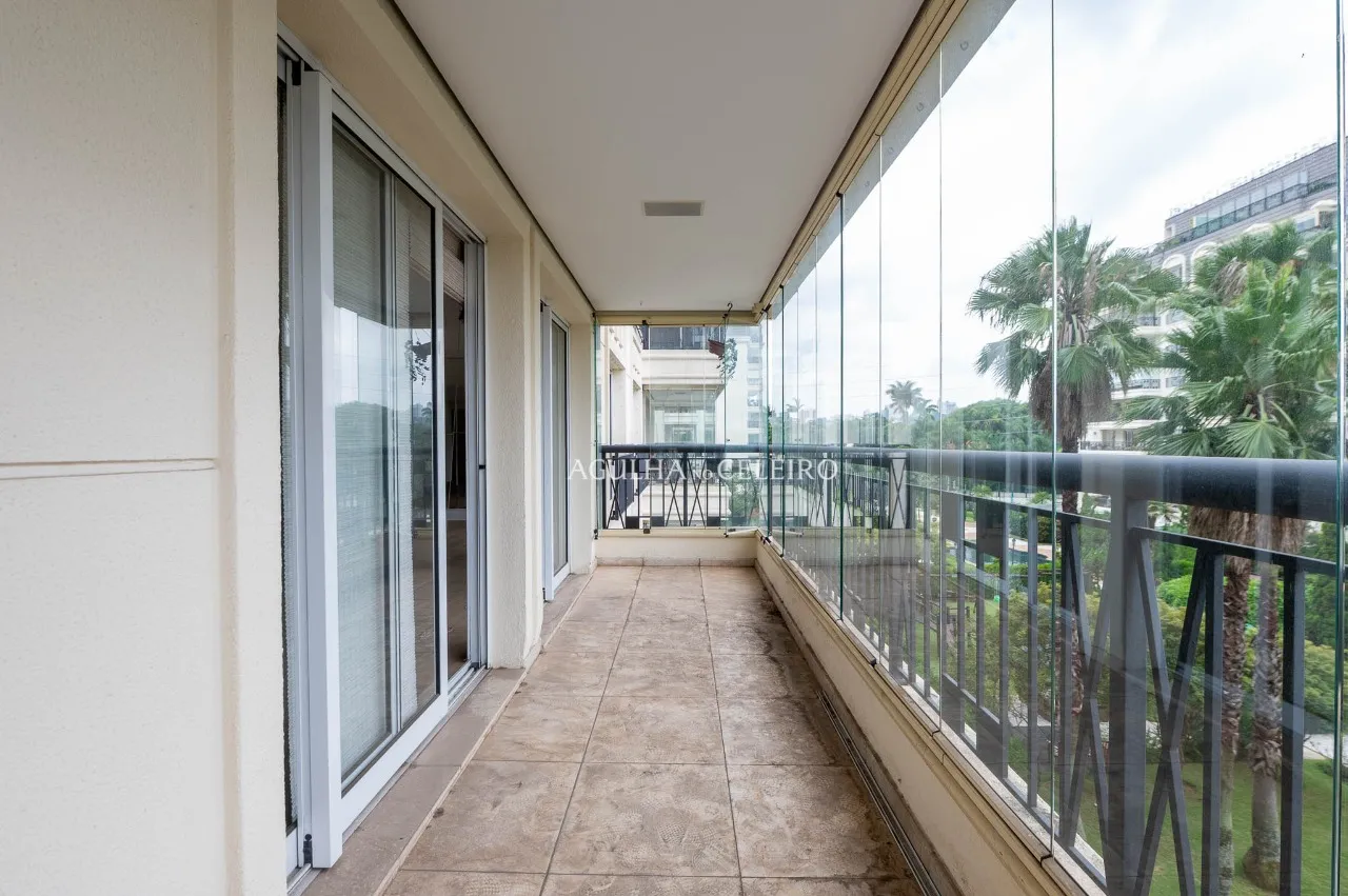 Apartamento a venda em condomínio desejado em Alto de Pinheiros – 21430