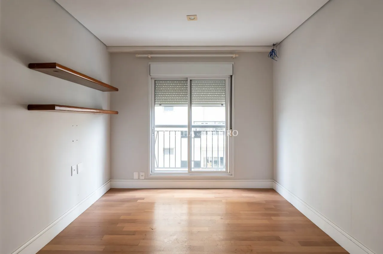 Apartamento a venda em condomínio desejado em Alto de Pinheiros – 21430