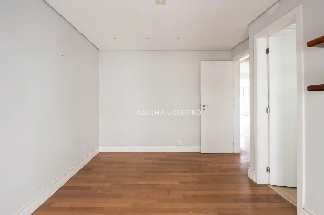 Apartamento a venda em condomínio desejado em Alto de Pinheiros – 21430