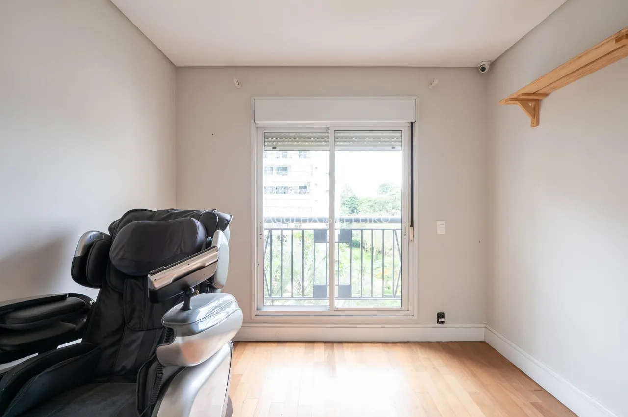 Apartamento a venda em condomínio desejado em Alto de Pinheiros – 21430