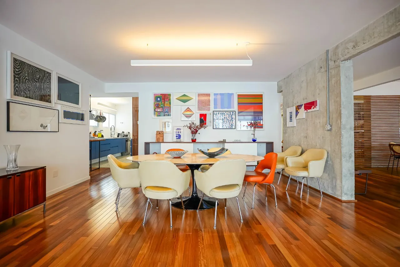 Apartamento único, resultado da junção de duas unidades, com arte e amplitude raras, no Jardim América.. – 21473