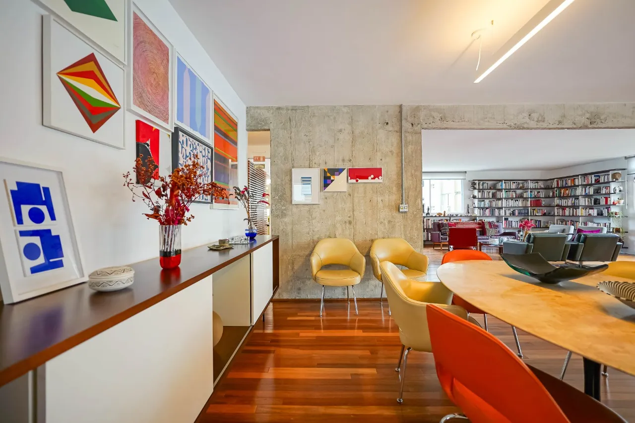 Apartamento único, resultado da junção de duas unidades, com arte e amplitude raras, no Jardim América.. – 21473