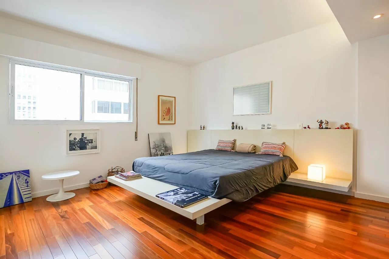 Apartamento único, resultado da junção de duas unidades, com arte e amplitude raras, no Jardim América.. – 21473