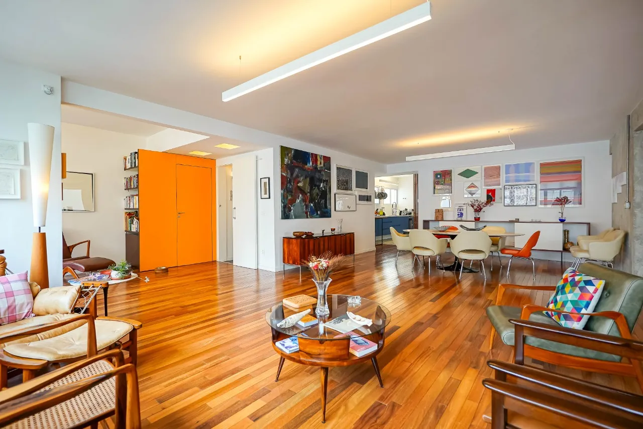 Apartamento único, resultado da junção de duas unidades, com arte e amplitude raras, no Jardim América.. – 21473