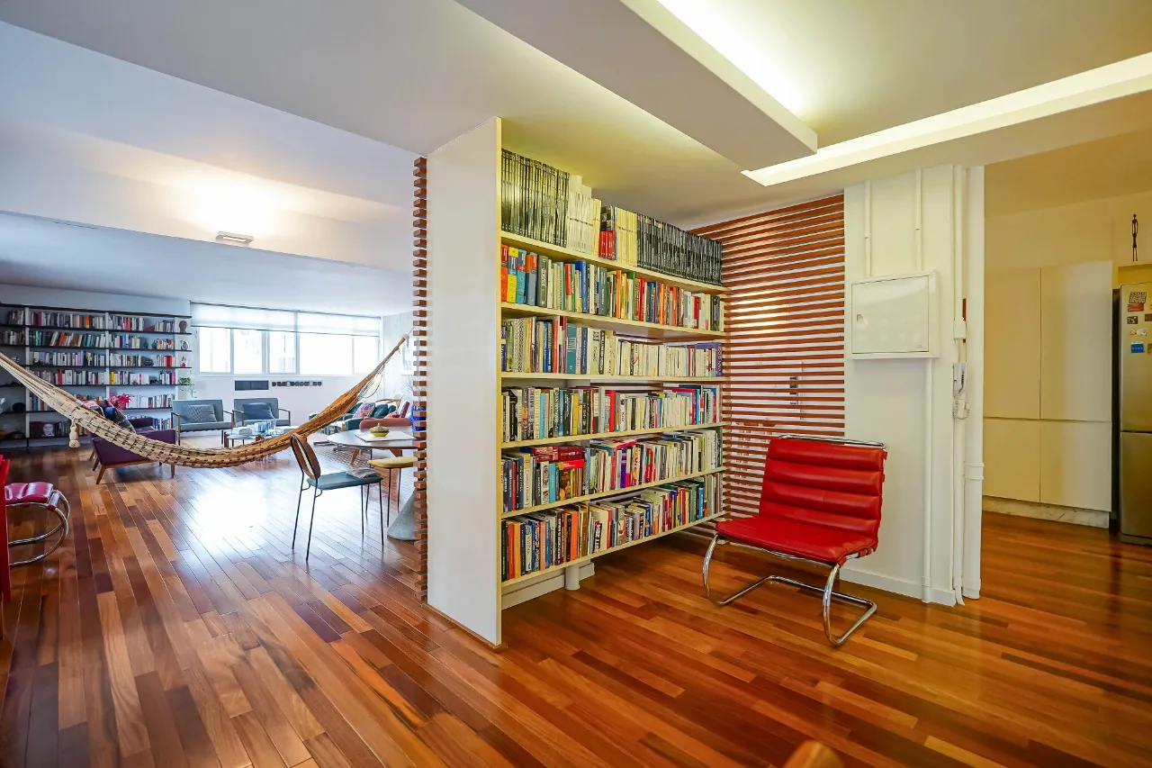 Apartamento único, resultado da junção de duas unidades, com arte e amplitude raras, no Jardim América.. – 21473