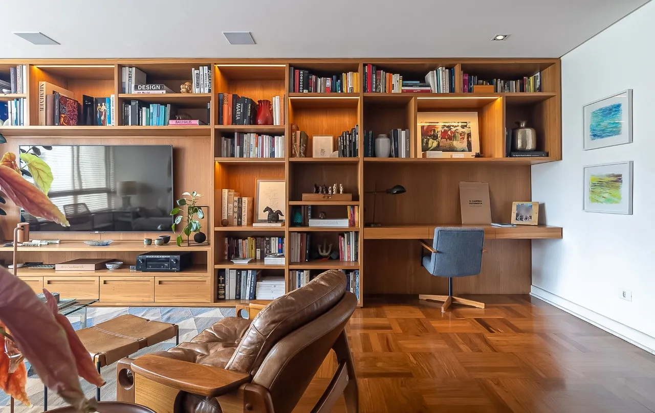 Apartamento recém-reformado, cheio de luz e com clima clássico atualizado, no Jardim América. – 21481