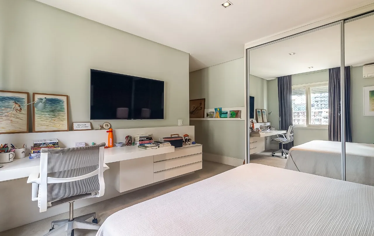 Apartamento recém-reformado, cheio de luz e com clima clássico atualizado, no Jardim América. – 21481