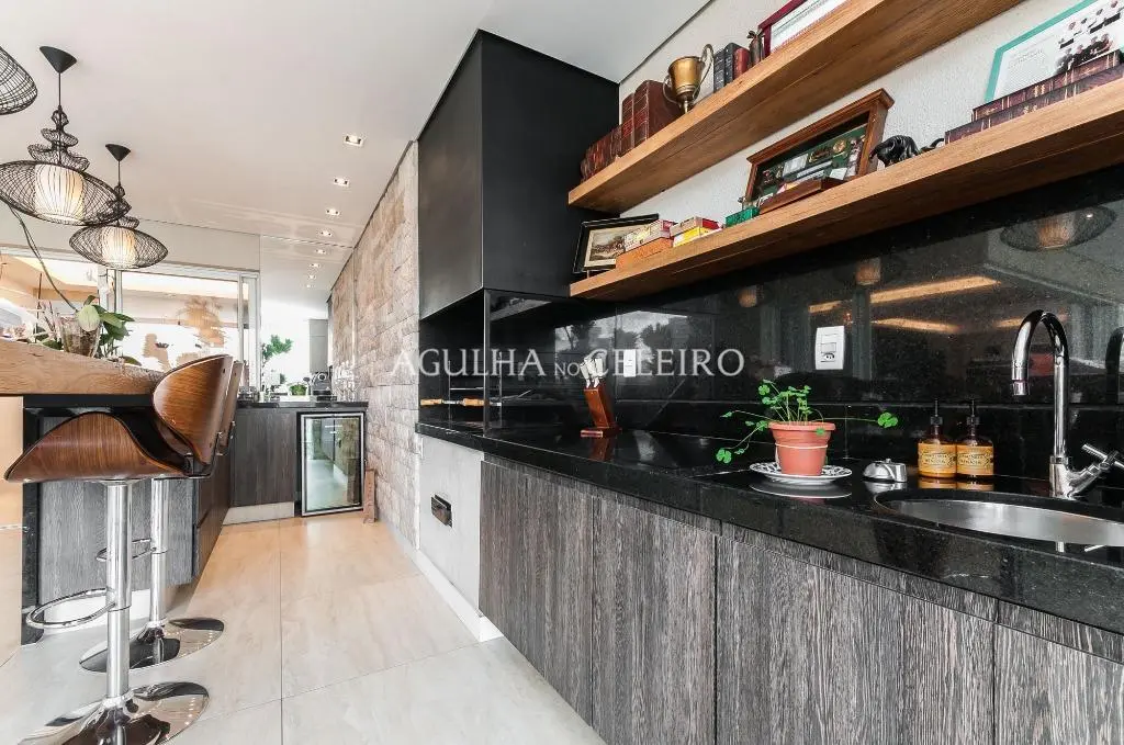 Locação mobiliada em condomínio desejado na Vila Nova Conceição. – AP3711