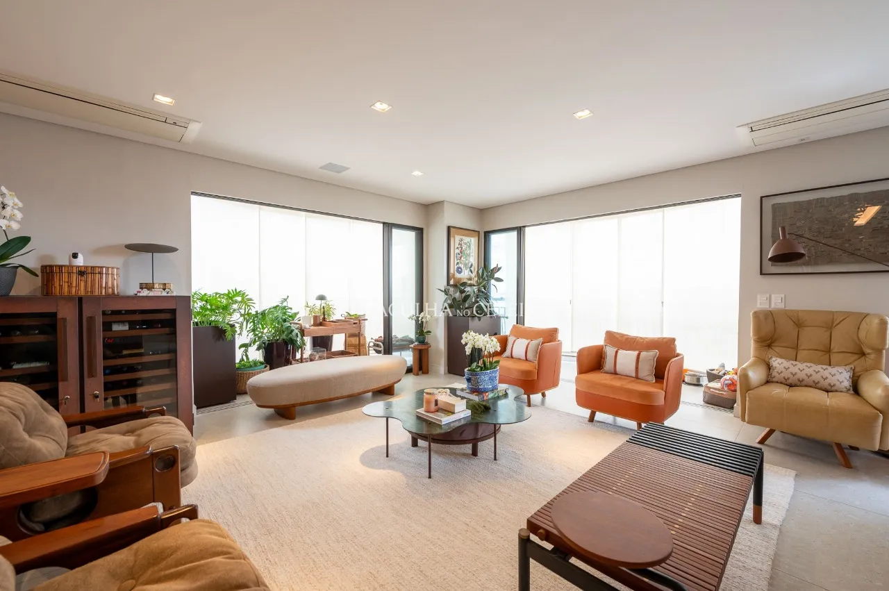 Apartamento mobiliado e com reforma impecável para venda no Paraíso. – AP4215