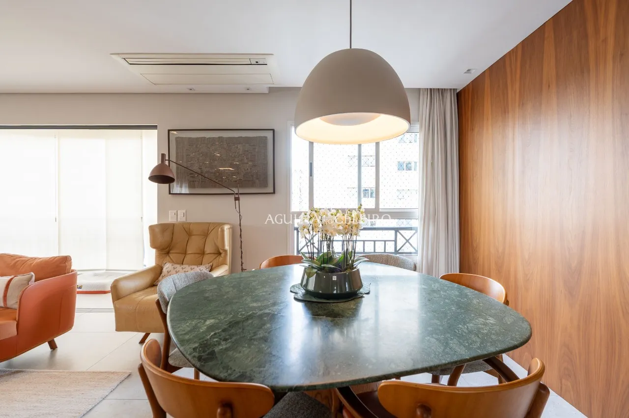 Apartamento mobiliado e com reforma impecável para venda no Paraíso. – AP4215