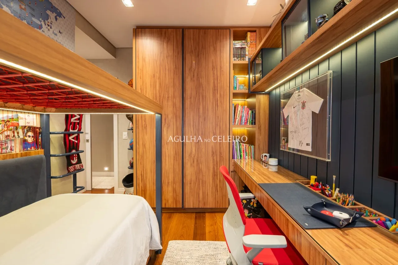 Apartamento mobiliado e com reforma impecável para venda no Paraíso. – AP4215