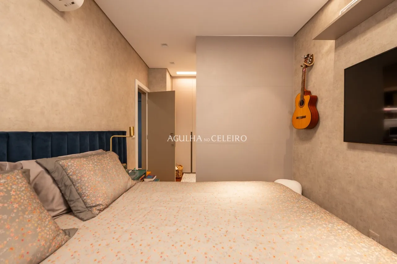 Apartamento mobiliado e com reforma impecável para venda no Paraíso. – AP4215