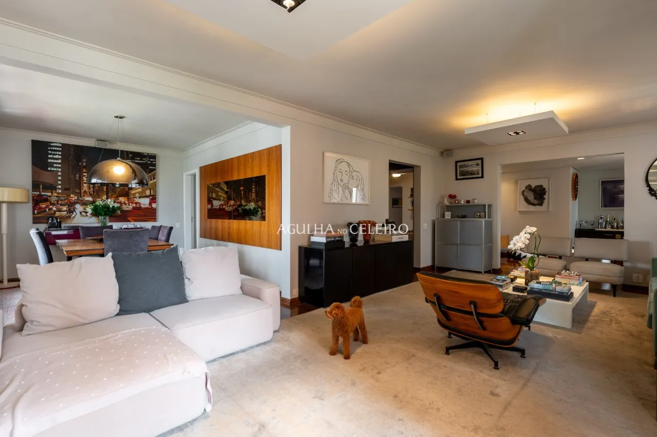 Apartamento com sacada à venda no Jardim Europa. – AP5579