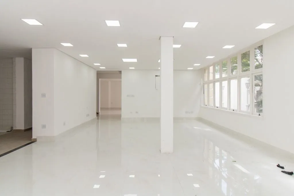 Casa charmosa em rua tranquila próxima ao Parque do Ibirapuera. – CA1210