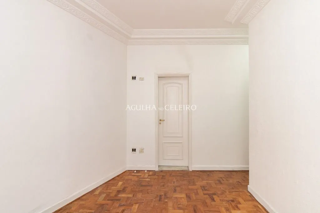 Casa charmosa em rua tranquila próxima ao Parque do Ibirapuera. – CA1210