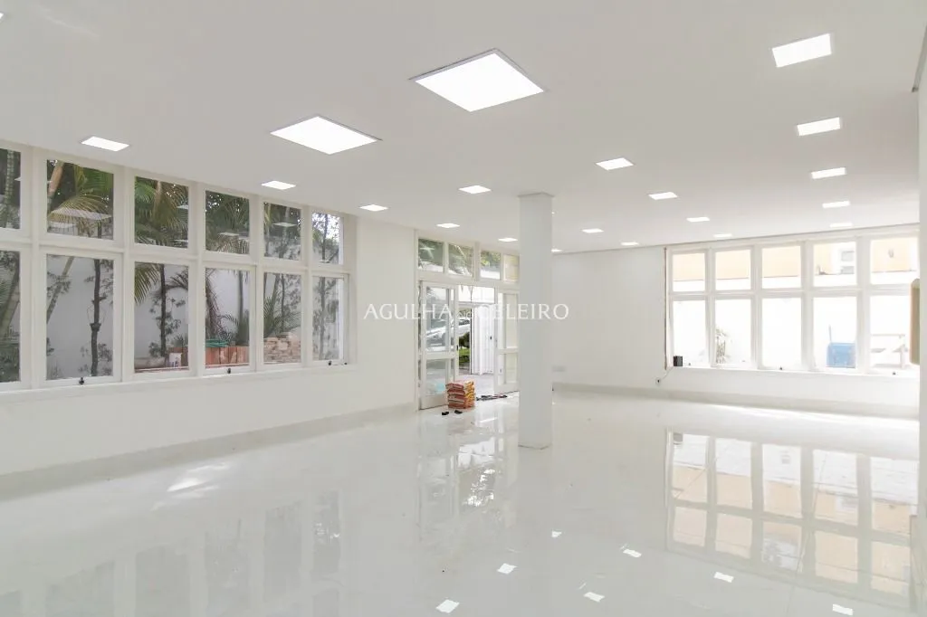 Casa charmosa em rua tranquila próxima ao Parque do Ibirapuera. – CA1210