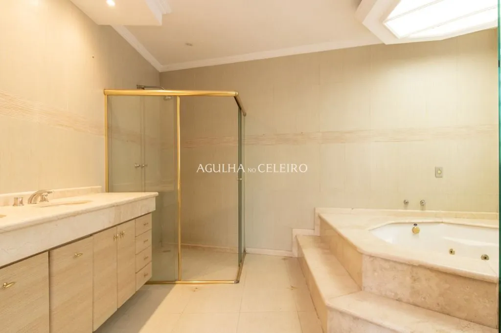 Casa charmosa em rua tranquila próxima ao Parque do Ibirapuera. – CA1210